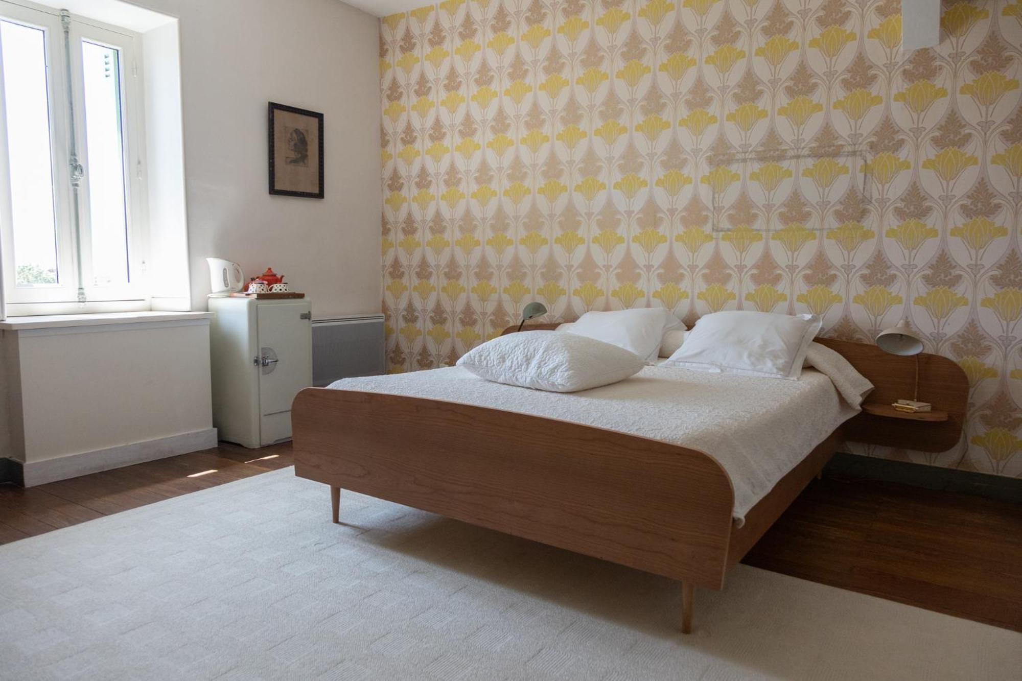 Le Domaine Du Meunier Hotel Mortagne-sur-Gironde ภายนอก รูปภาพ
